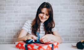 Employee gift policy