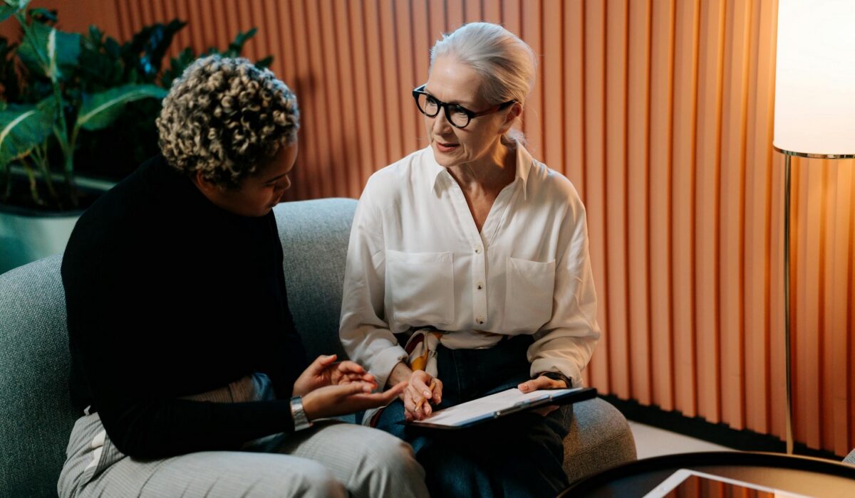 Supporting recovery of employees with a psychological injury