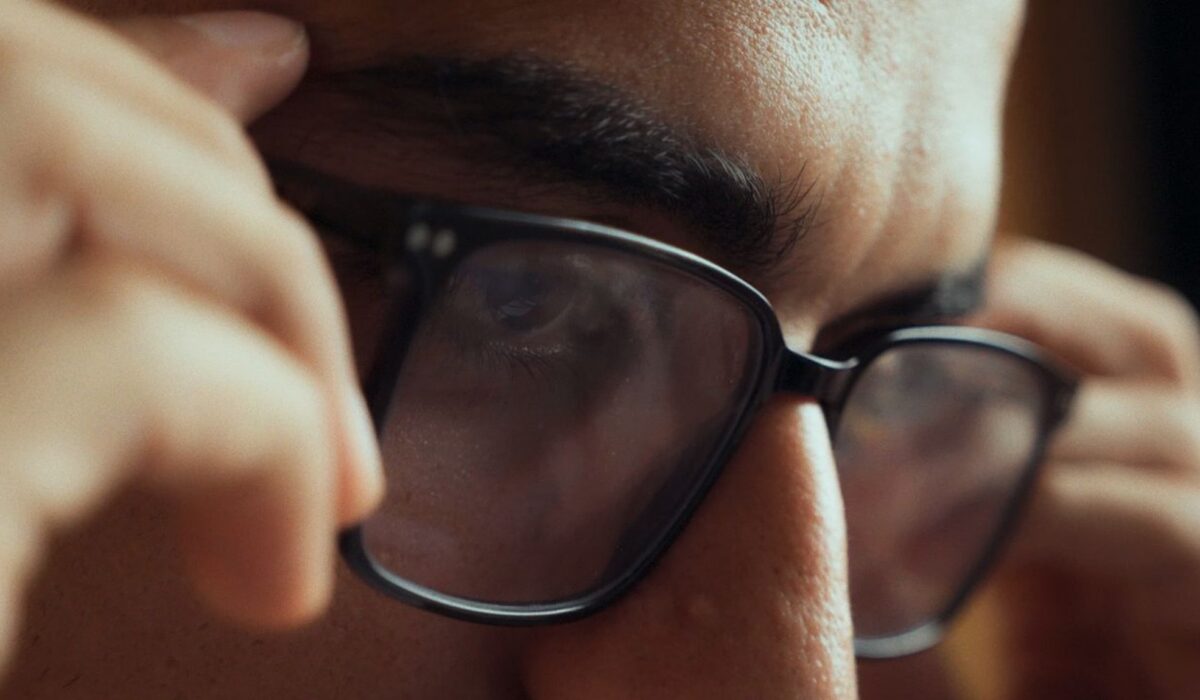 Smart glasses in the workplace: What to know and do